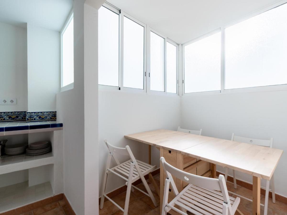 Holi-Rent Penthouse Penuelas Севилья Экстерьер фото
