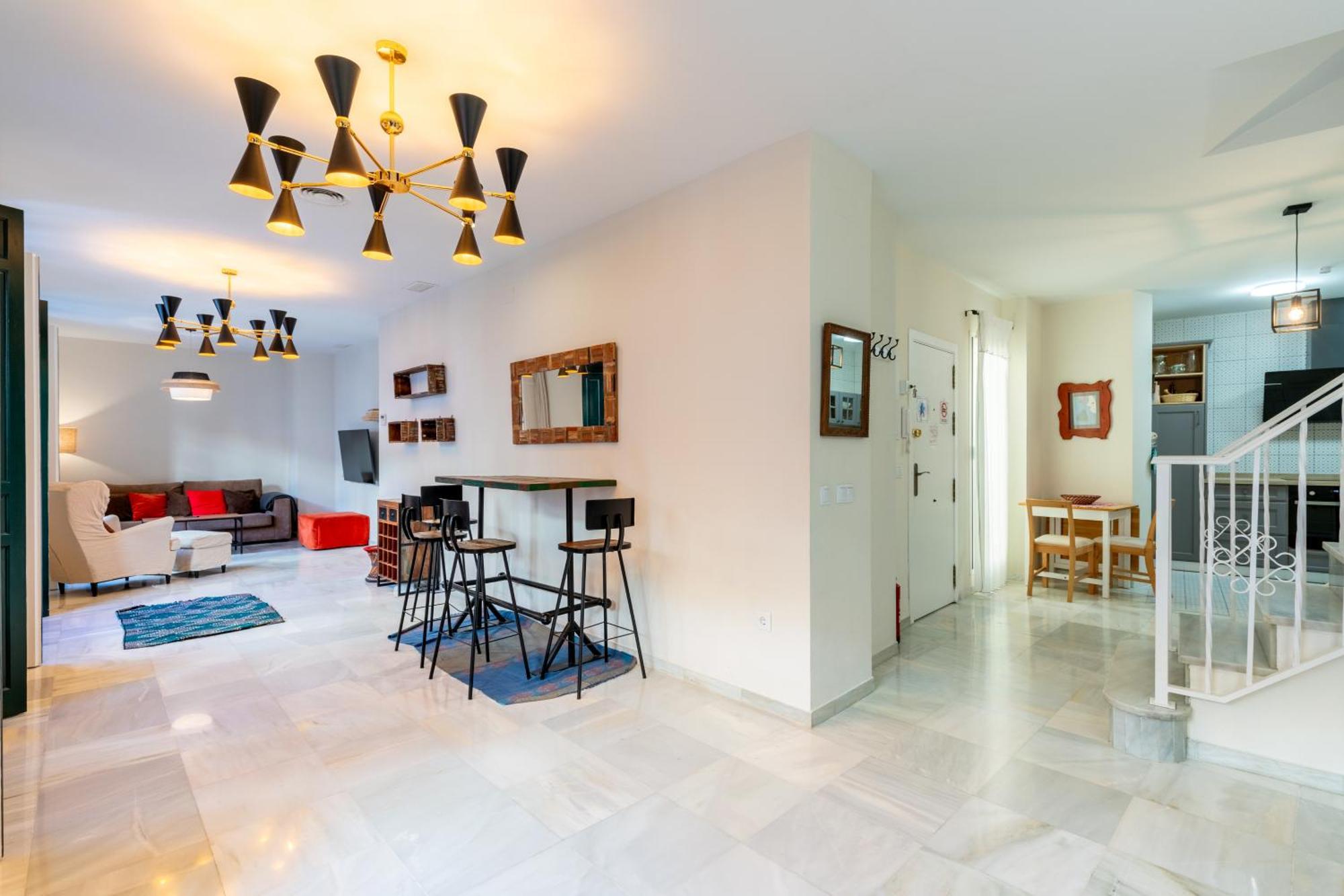 Holi-Rent Penthouse Penuelas Севилья Экстерьер фото